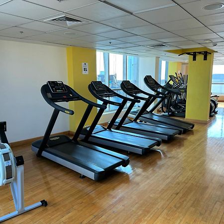 Cozy Marina & Sea View Apt In Bay Central Tower Dubai Marina With Modern Gym & Pool, Steps To Beach & Metro מראה חיצוני תמונה