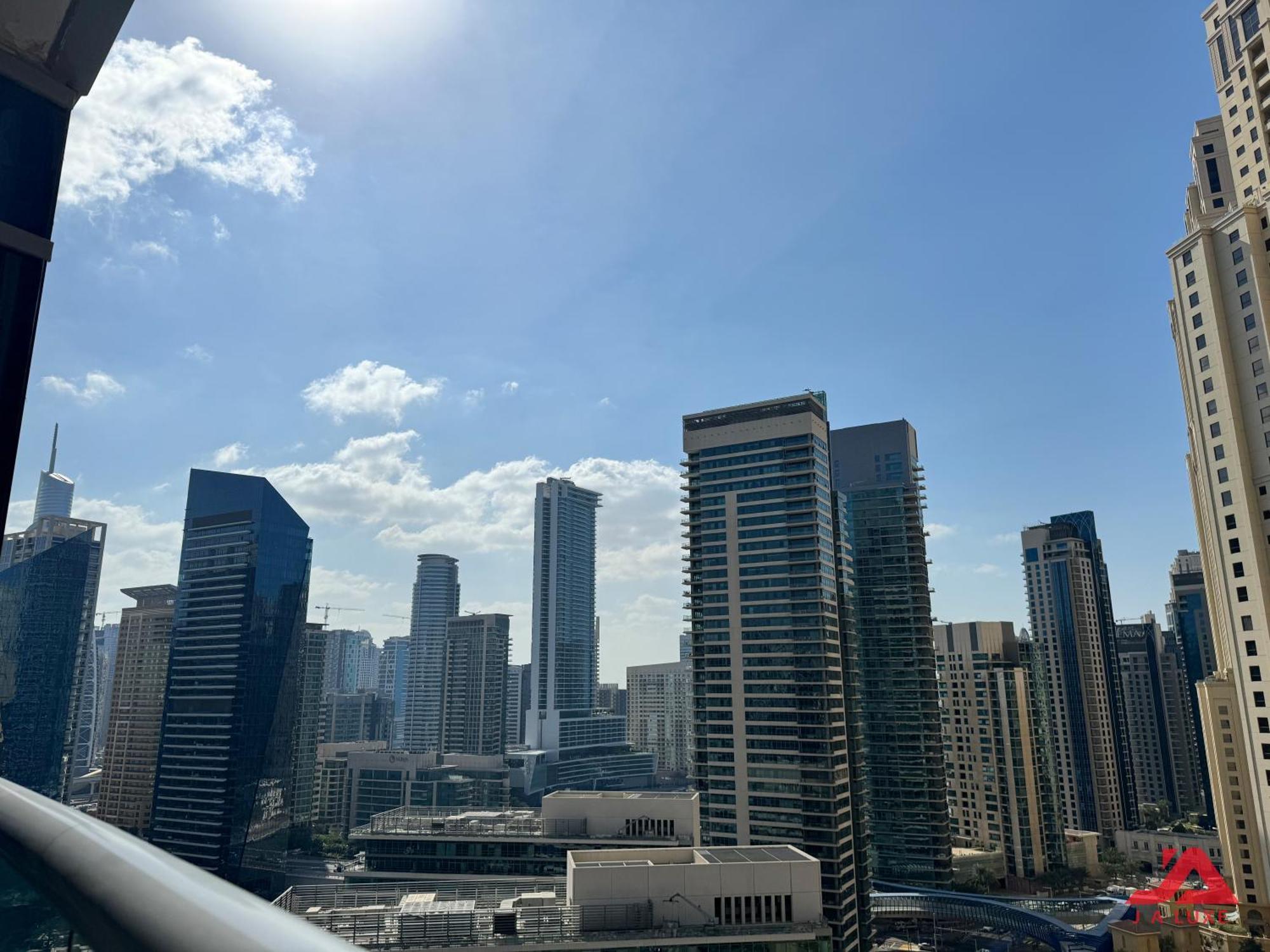 Cozy Marina & Sea View Apt In Bay Central Tower Dubai Marina With Modern Gym & Pool, Steps To Beach & Metro מראה חיצוני תמונה