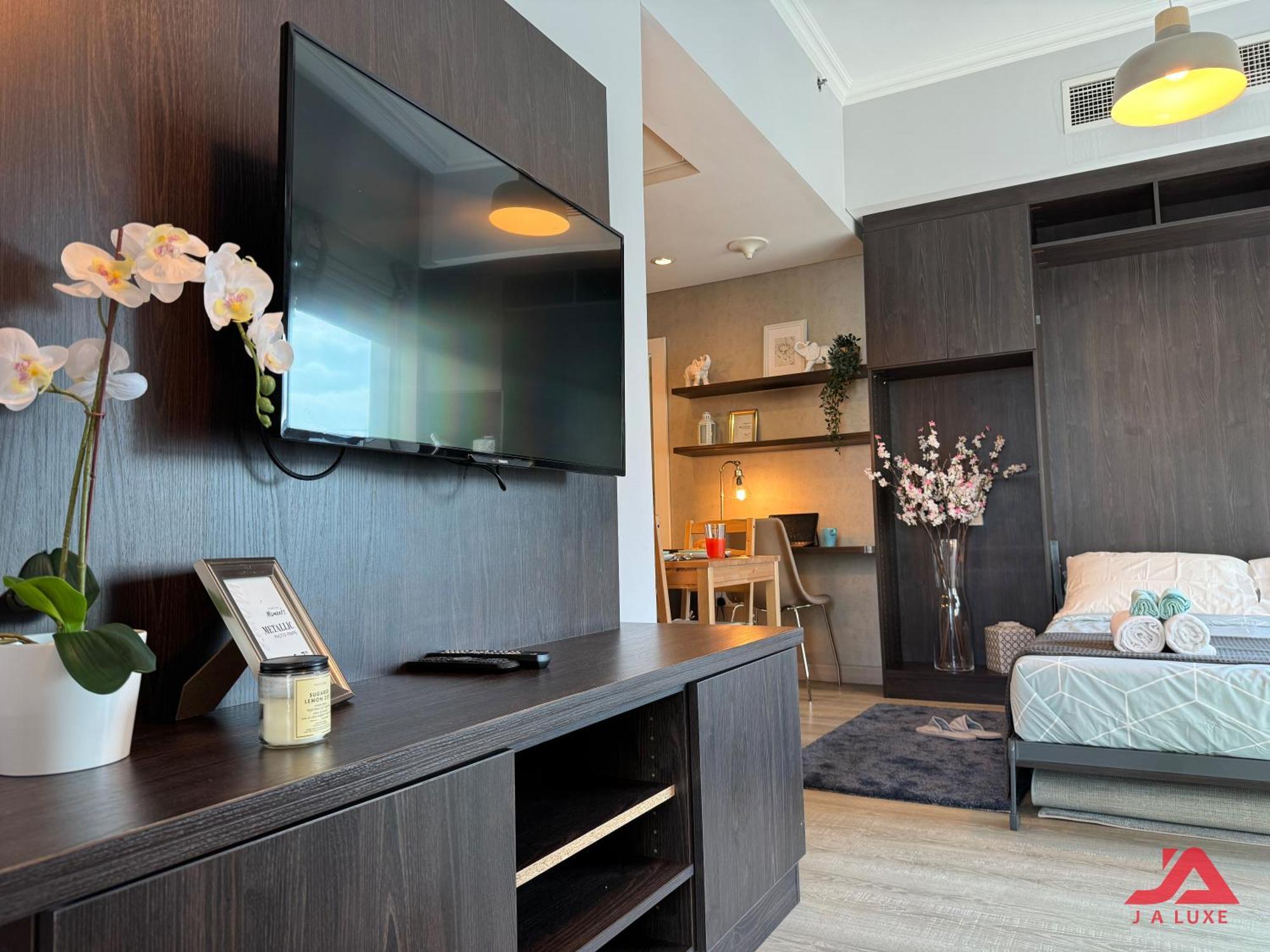 Cozy Marina & Sea View Apt In Bay Central Tower Dubai Marina With Modern Gym & Pool, Steps To Beach & Metro מראה חיצוני תמונה
