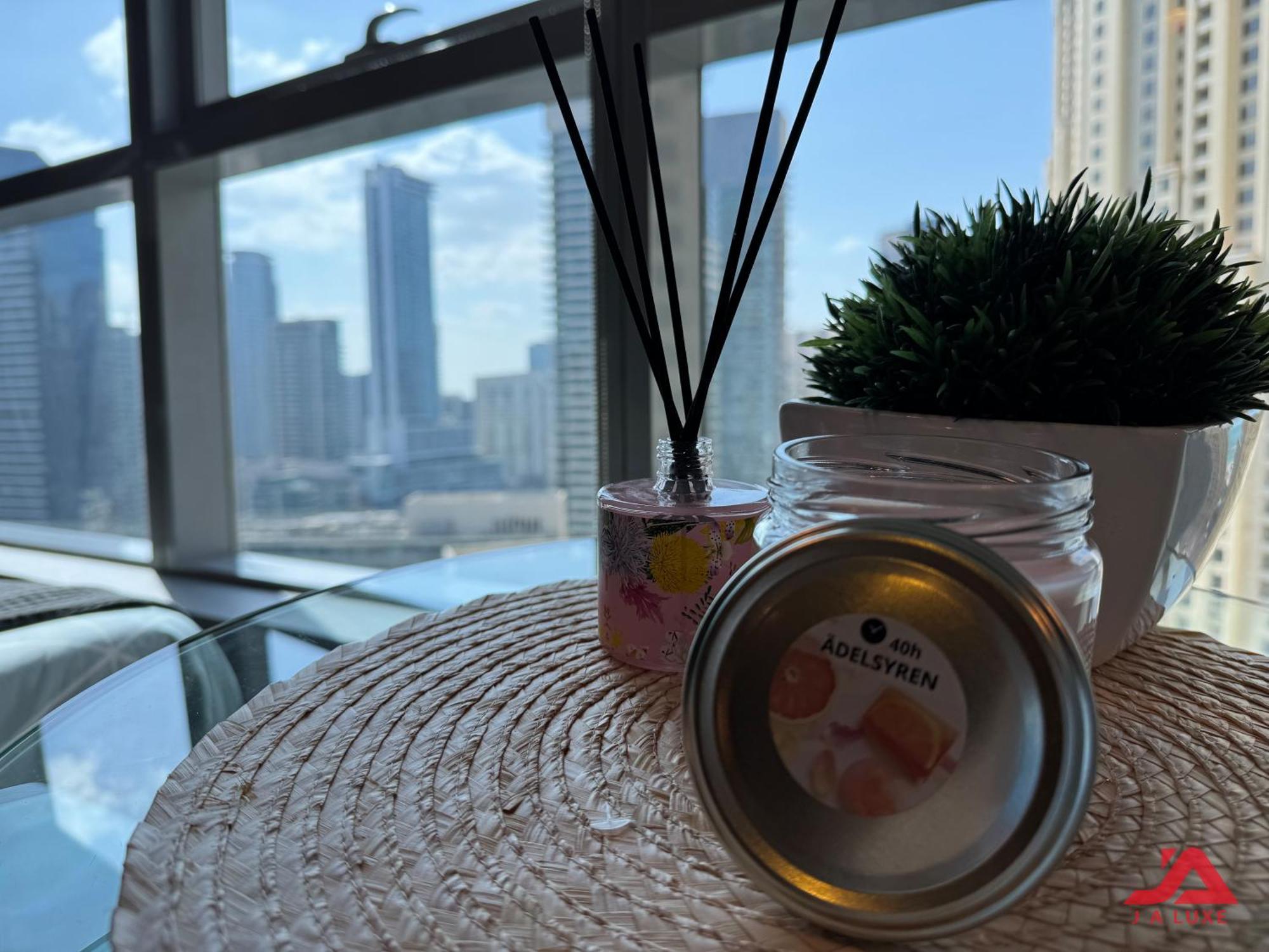 Cozy Marina & Sea View Apt In Bay Central Tower Dubai Marina With Modern Gym & Pool, Steps To Beach & Metro מראה חיצוני תמונה