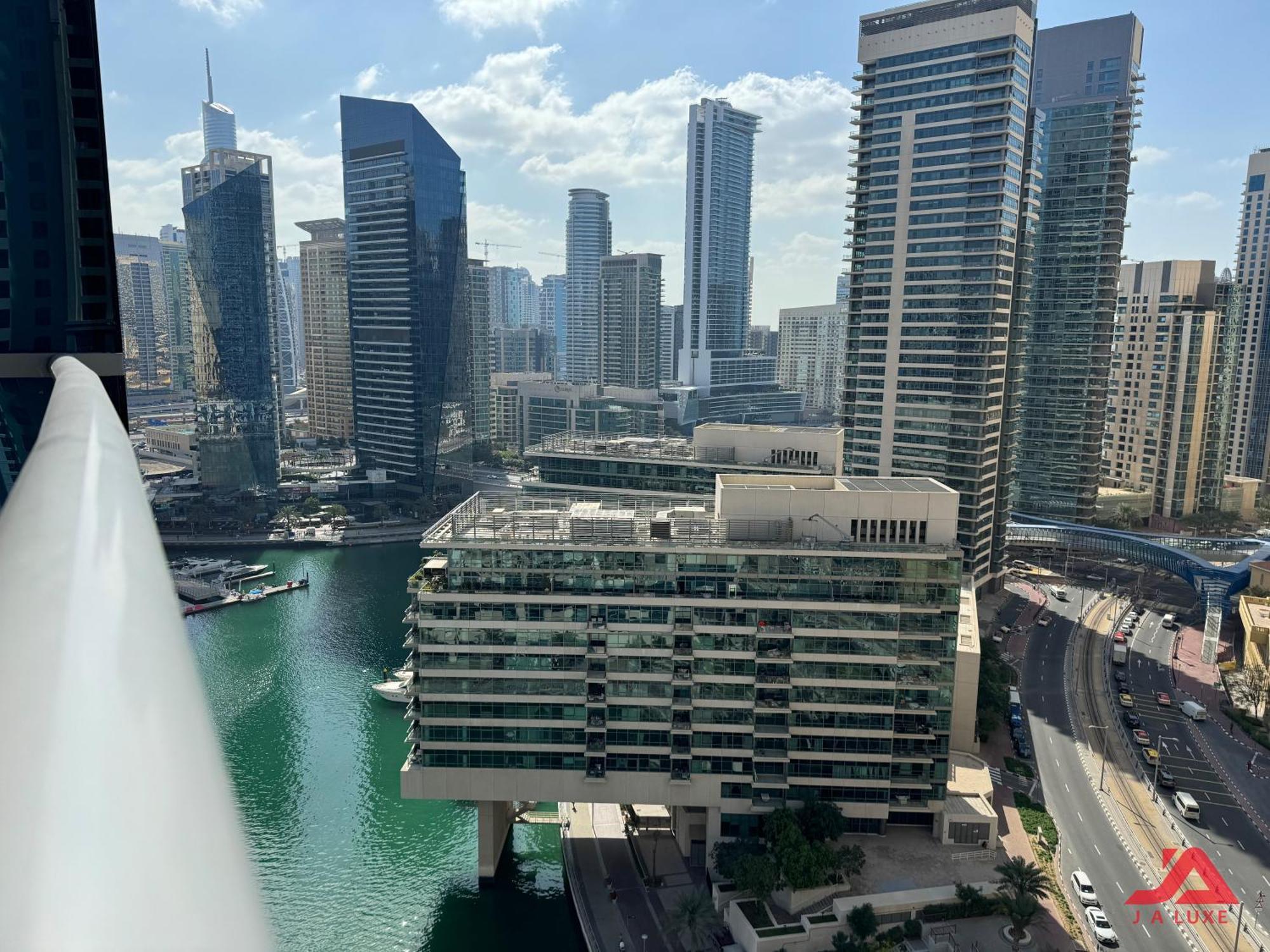 Cozy Marina & Sea View Apt In Bay Central Tower Dubai Marina With Modern Gym & Pool, Steps To Beach & Metro מראה חיצוני תמונה