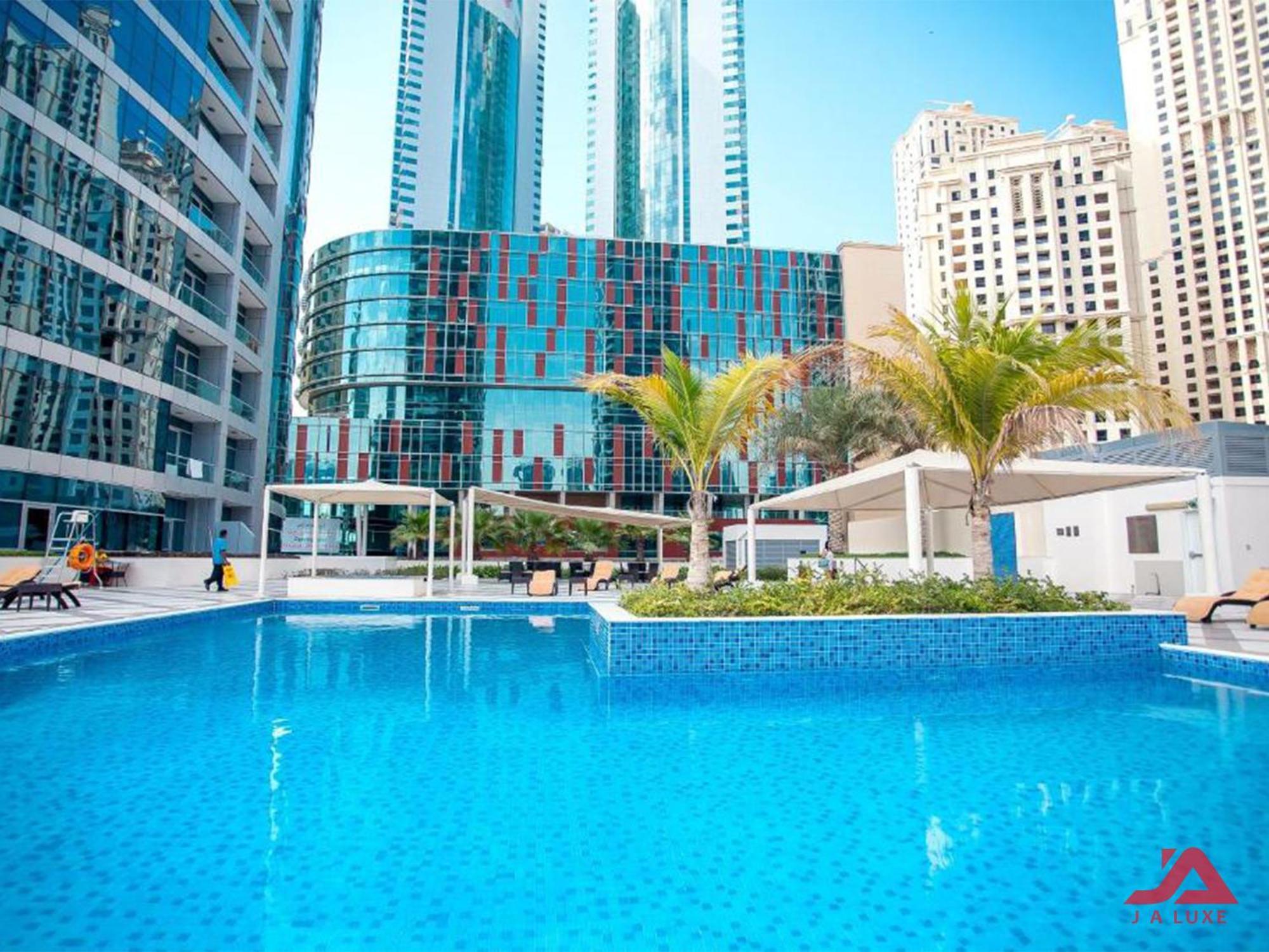 Cozy Marina & Sea View Apt In Bay Central Tower Dubai Marina With Modern Gym & Pool, Steps To Beach & Metro מראה חיצוני תמונה